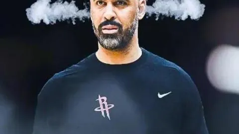 世界杯八强再聚赛场成对手，昔日队友聚首添遗憾